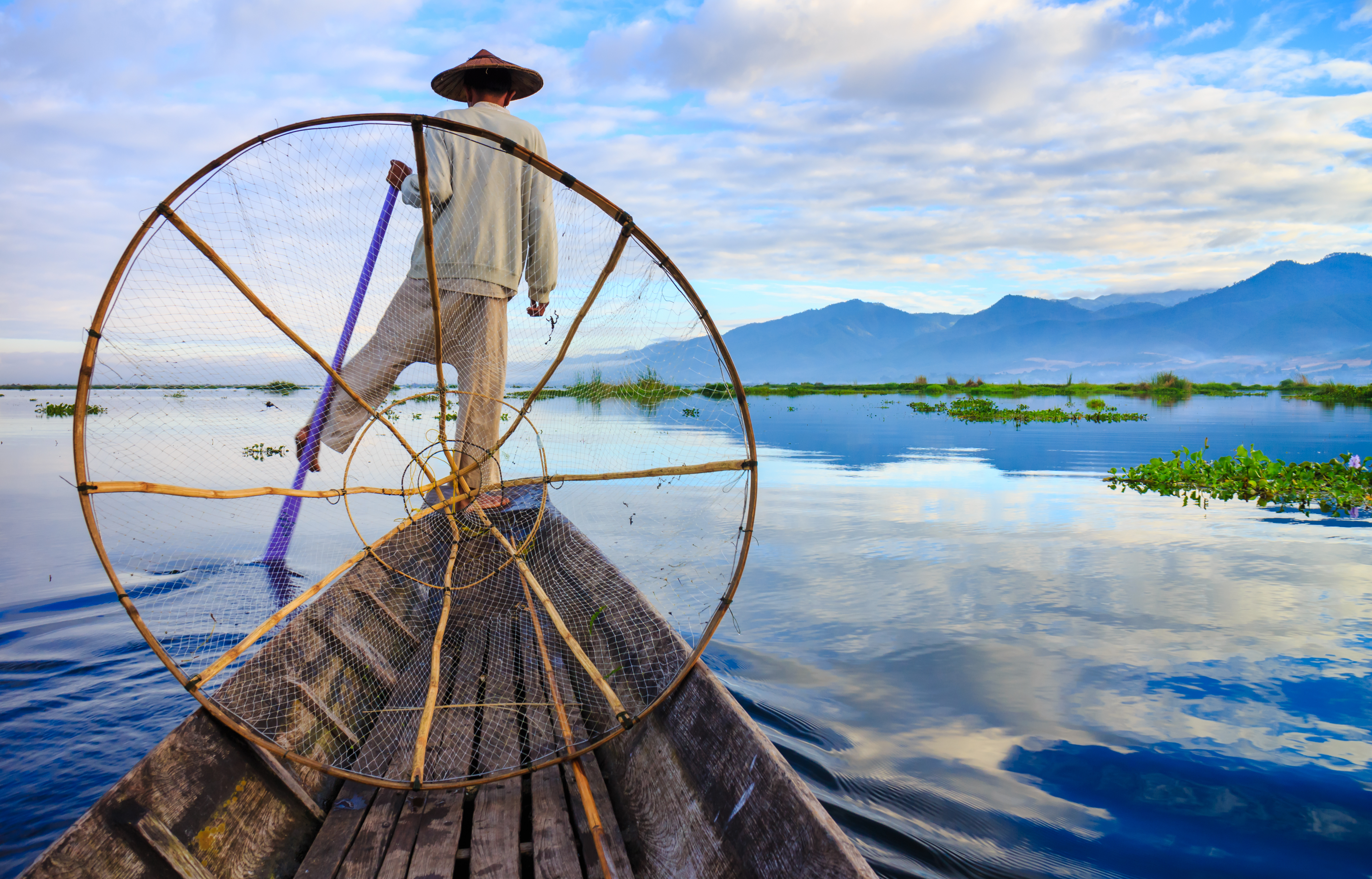 Essential Myanmar, Fisherman on Inle Lake