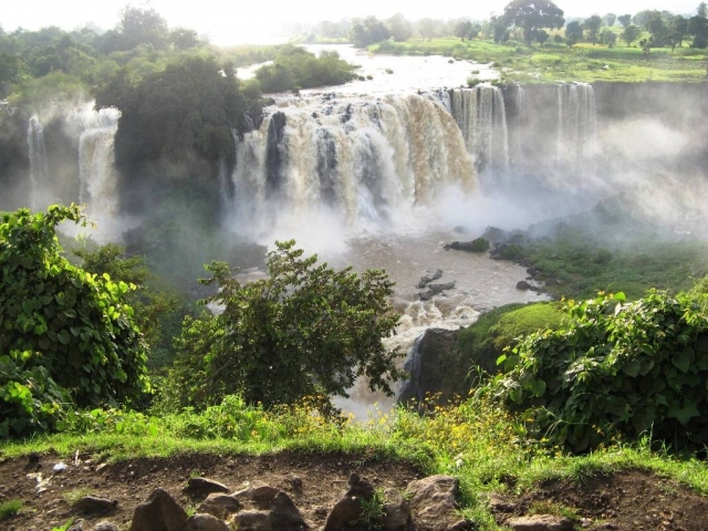 Bahir Dar, Tis Isat Falls (Blue Nile Falls)