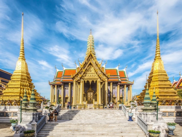 Bangkok Encounter, The Grand Palace