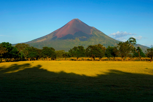 Best of Nicaragua, Managua, Momotombo Volcano