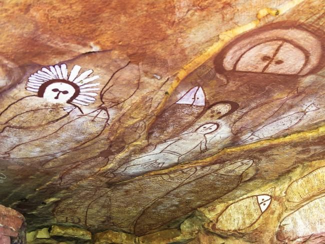 True North - Kimberley Ultimate, Raft Point Wandjina paintings