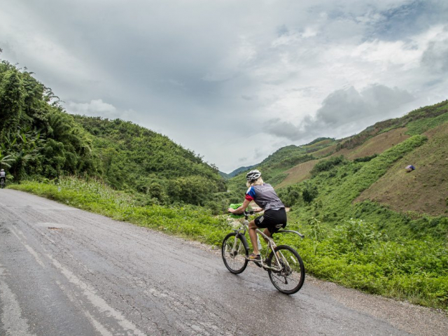 Discover the Mountains of Laos by Bike