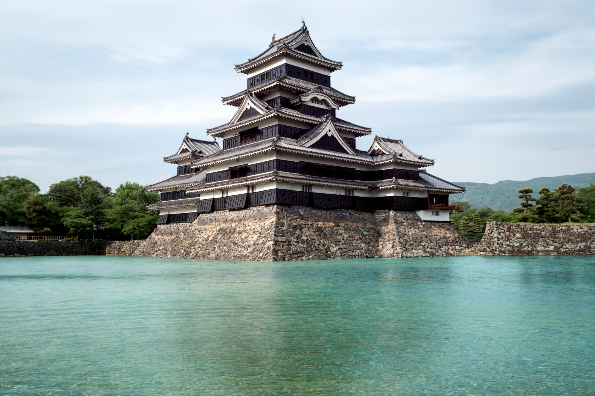 Discover Japan - Matsumoto Castle