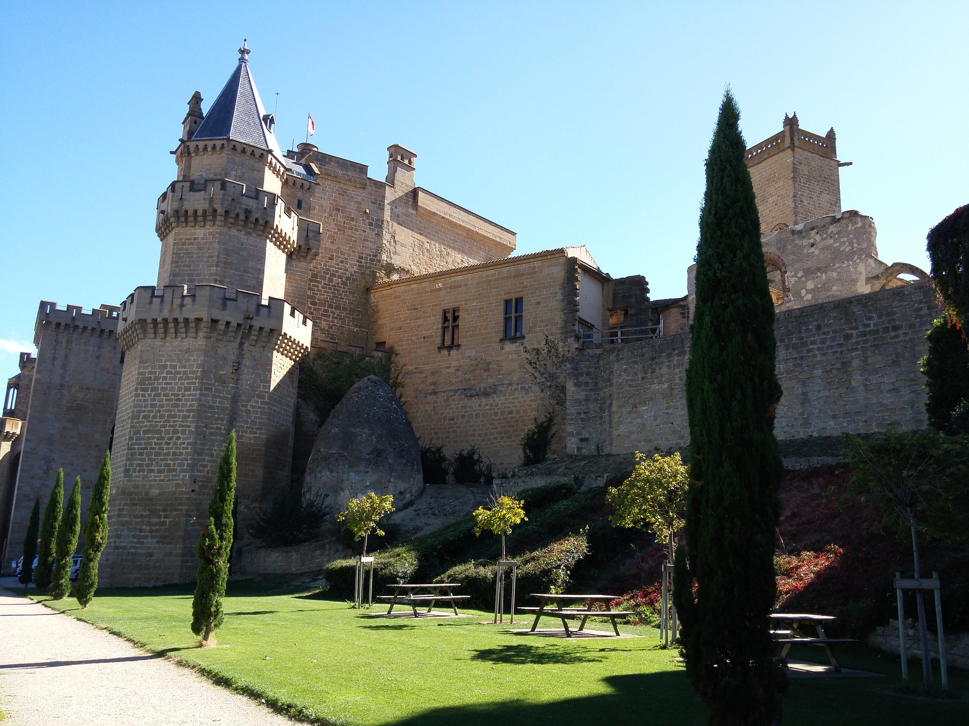 The Highlights of Northern Spain | Olite Castle, Navarre, Spain