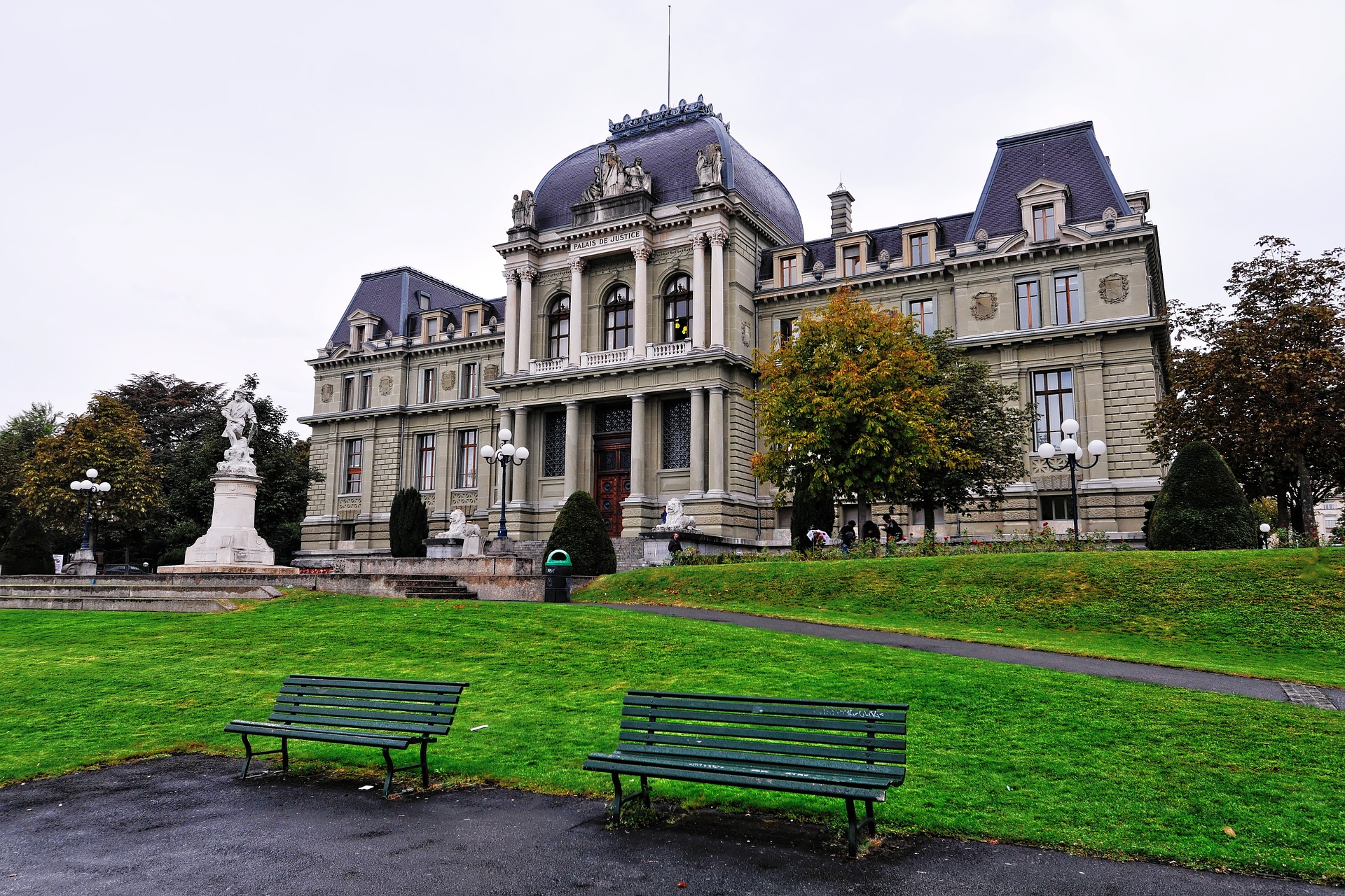 Grand Tour of Switzerland - District Court, Lausanne, Switzerland